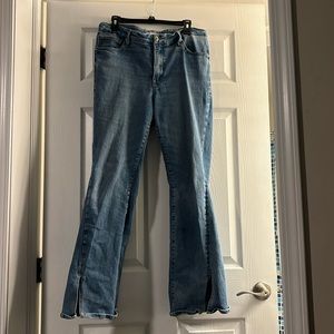 Good American Twisted Slit Flare Jeans